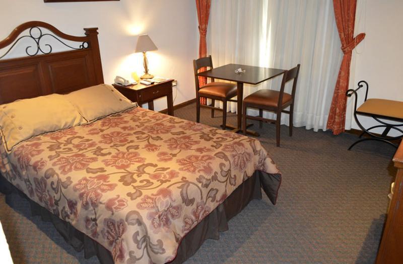 Hotel Paulistania Casa Blanca Santa Cruz de La Sierra Zewnętrze zdjęcie