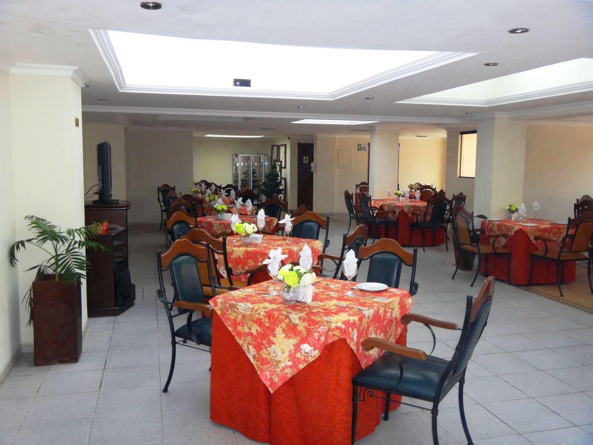 Hotel Paulistania Casa Blanca Santa Cruz de La Sierra Zewnętrze zdjęcie